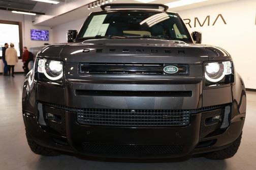 2023 Land Rover Defender 90 X-Dynamic SE