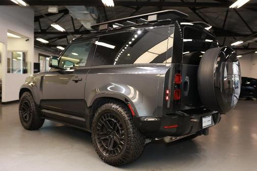 2023 Land Rover Defender 90 X-Dynamic SE