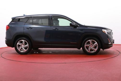 Blue Steel Metallic 2018 GMC Terrain SLE