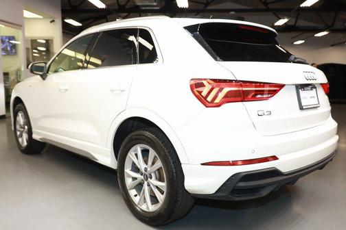 2023 Audi Q3 Premium 45 TFSI S line quattro Tiptronic