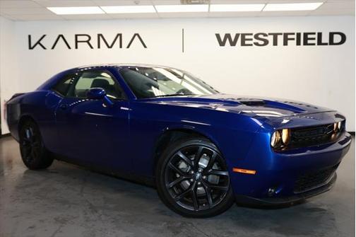 2022 Dodge Challenger SXT