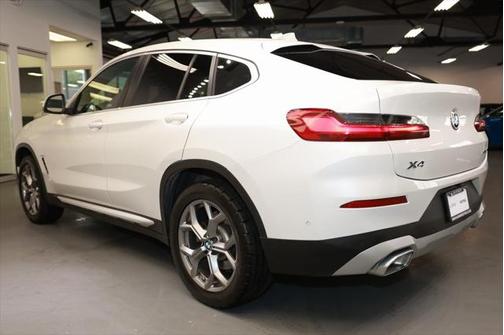 2024 BMW X4 xDrive30i
