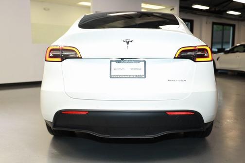 2021 Tesla Model Y Long Range Dual Motor All-Wheel Drive