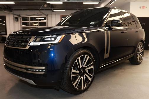 2023 Land Rover Range Rover P530 SE