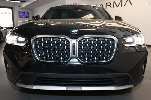 2025 BMW X4 xDrive30i