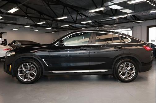2024 BMW X4 xDrive30i