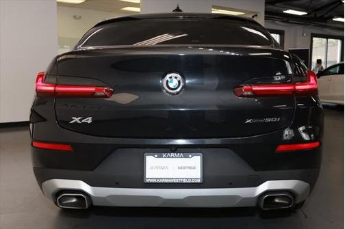 2024 BMW X4 xDrive30i