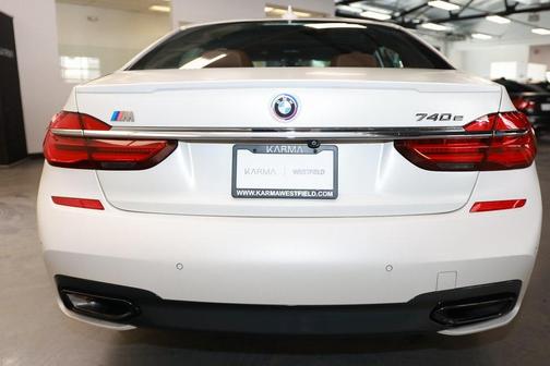 2018 BMW 740e xDrive iPerformance