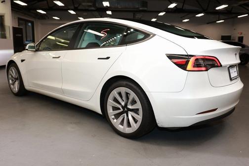 2023 Tesla Model 3 Standard Range
