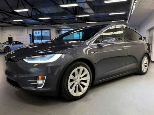 Midnight Silver Metallic 2019 Tesla Model X Long Range