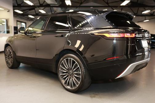 2022 Land Rover Range Rover Velar P250 S R-Dynamic