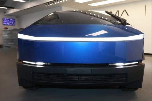 2024 Tesla Cybertruck All-Wheel Drive