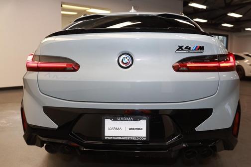 2023 BMW X4 M AWD
