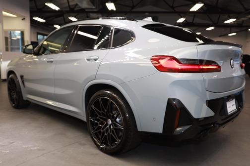 2023 BMW X4 M AWD