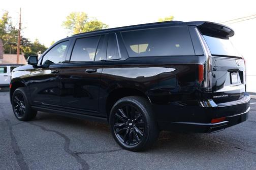 2024 Cadillac Escalade ESV Sport
