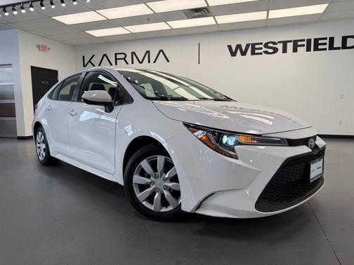 White 2022 Toyota Corolla LE