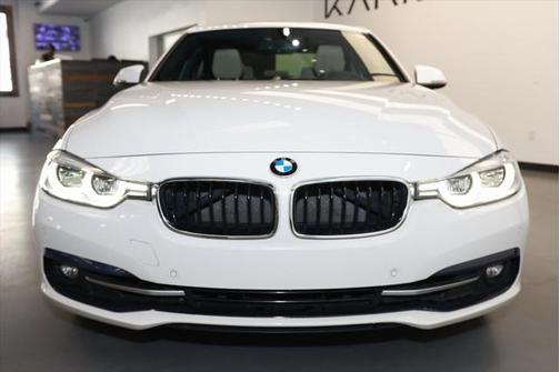 2018 BMW 330 xDrive