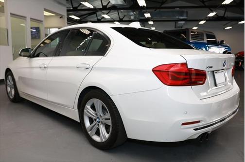 2018 BMW 330 xDrive