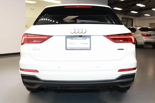 2024 Audi Q3 Premium 45 TFSI S line quattro Tiptronic