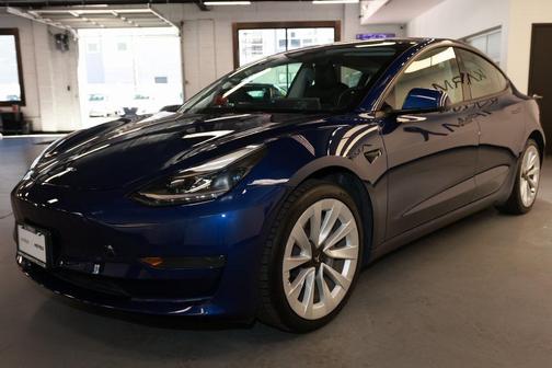2022 Tesla Model 3 Standard Range