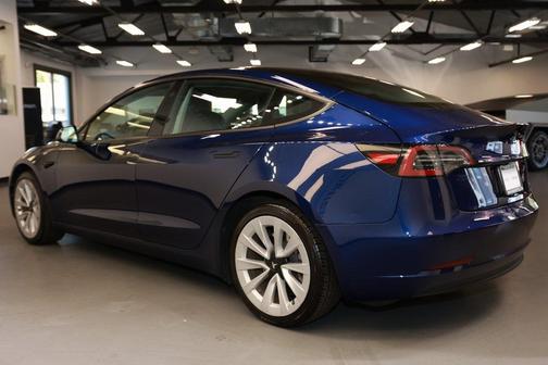 2022 Tesla Model 3 Standard Range