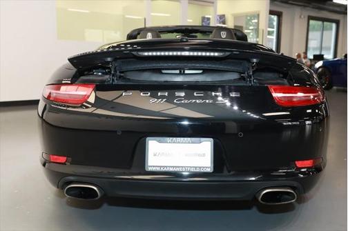 2016 Porsche 911 Black Edition