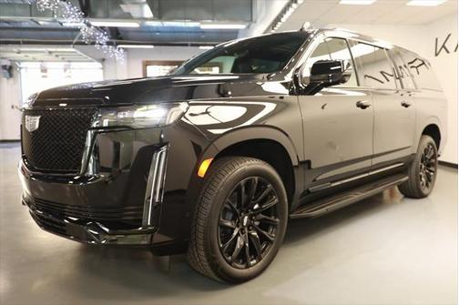 2023 Cadillac Escalade ESV Sport