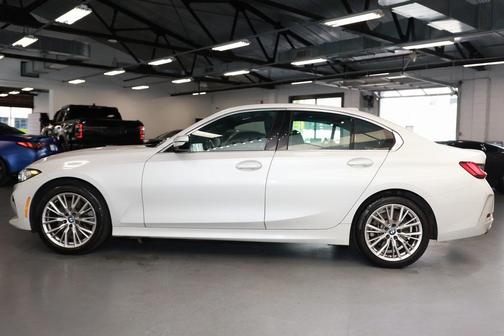 2024 BMW 330 i xDrive
