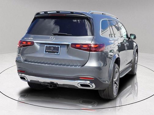 2026 Mercedes-Benz GLS 450