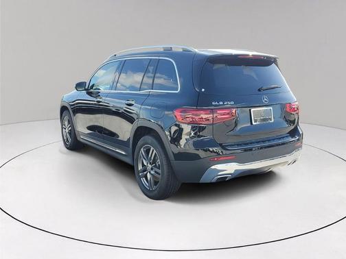 2026 Mercedes-Benz GLB 250 Base