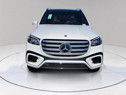 White 2026 Mercedes-Benz GLS 580 Base 4MATIC
