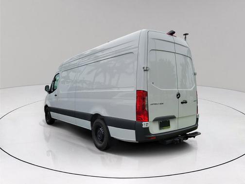Arctic White 2026 Mercedes-Benz Sprinter 2500 High Roof