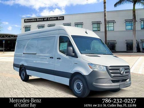 2024 Mercedes-Benz eSprinter 2500 170 WB High Roof Cargo