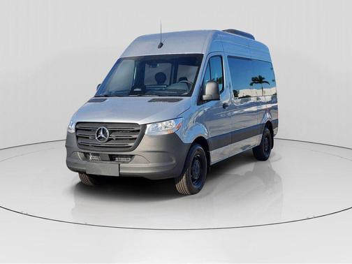 2025 Mercedes-Benz Sprinter 2500 144 WB Standard Roof Passenger