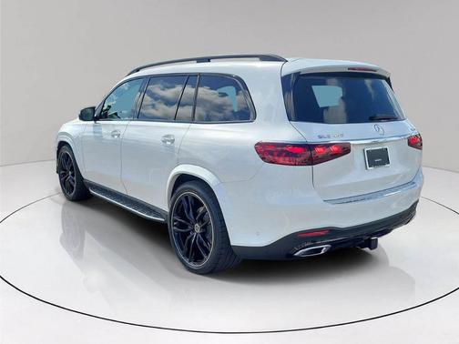 2025 Mercedes-Benz GLS 450 4MATIC