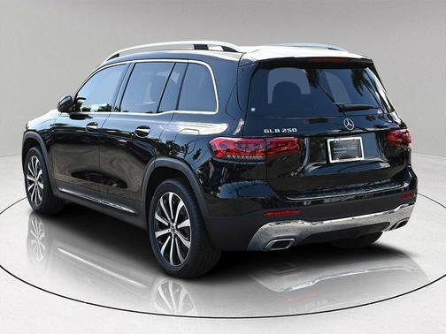 2022 Mercedes-Benz GLB 250 Base