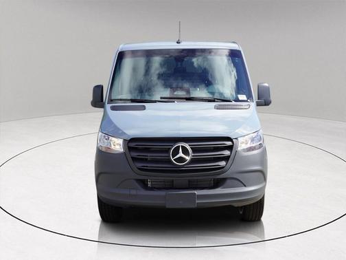 2026 Mercedes-Benz Sprinter 2500 Standard Roof