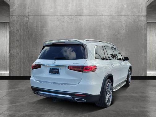 2021 Mercedes-Benz GLS 450 4MATIC