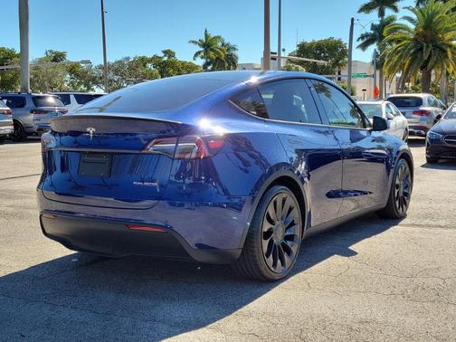 2022 Tesla Model Y Performance