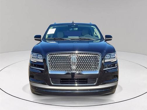Black Metallic 2024 Lincoln Navigator Premiere