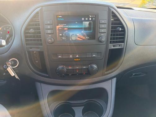Black 2023 Mercedes-Benz Metris Base