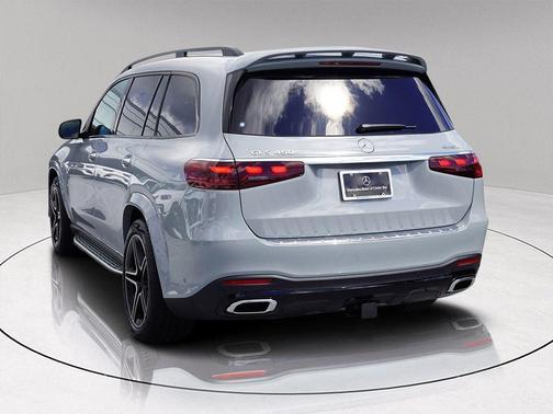 2026 Mercedes-Benz GLS 450