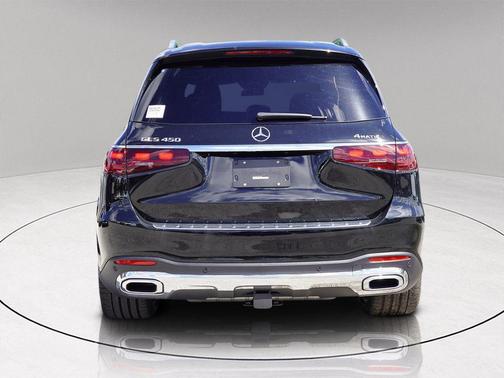 2026 Mercedes-Benz GLS 450 