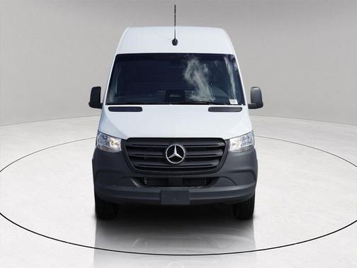 2025 Mercedes-Benz Sprinter 2500 Standard Roof