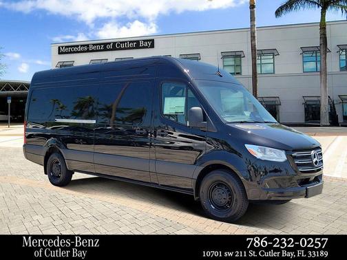 2025 Mercedes-Benz Sprinter 2500 High Roof