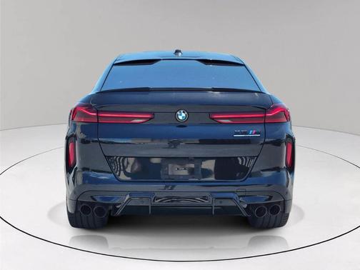 Black Sapphire Metallic 2026 BMW X6 M Competition