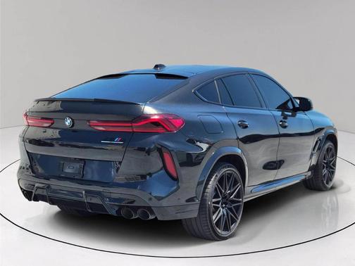 Black Sapphire Metallic 2026 BMW X6 M Competition