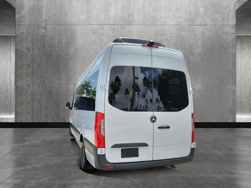 2021 Mercedes-Benz Sprinter 2500 High Roof