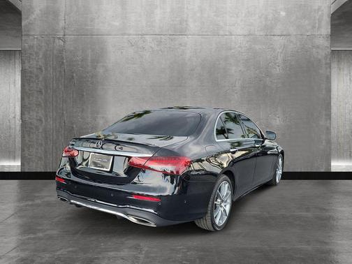 2022 Mercedes-Benz E-Class E 350