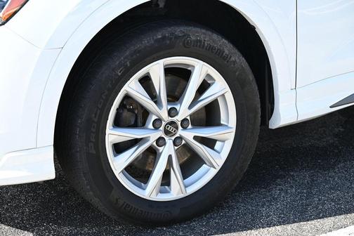 2021 Audi Q3 45 S line Premium